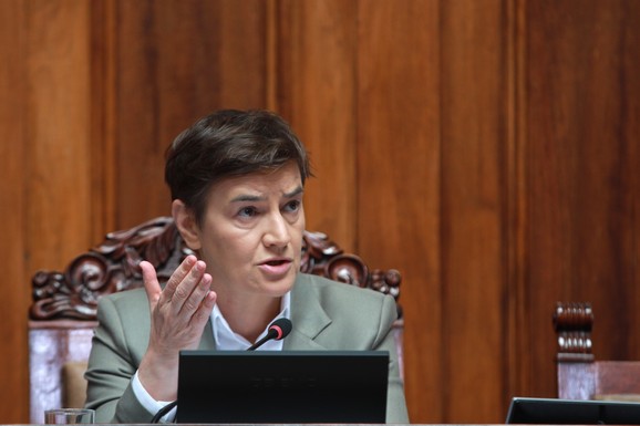 "OPOZICIJA ŽELI POLITIČKI RIJALITI" Brnabić o vanrednoj sednici Skupštine: Poslanici SNS stvoriće uslove za raspravu, pokazali smo demokratski kapacitet