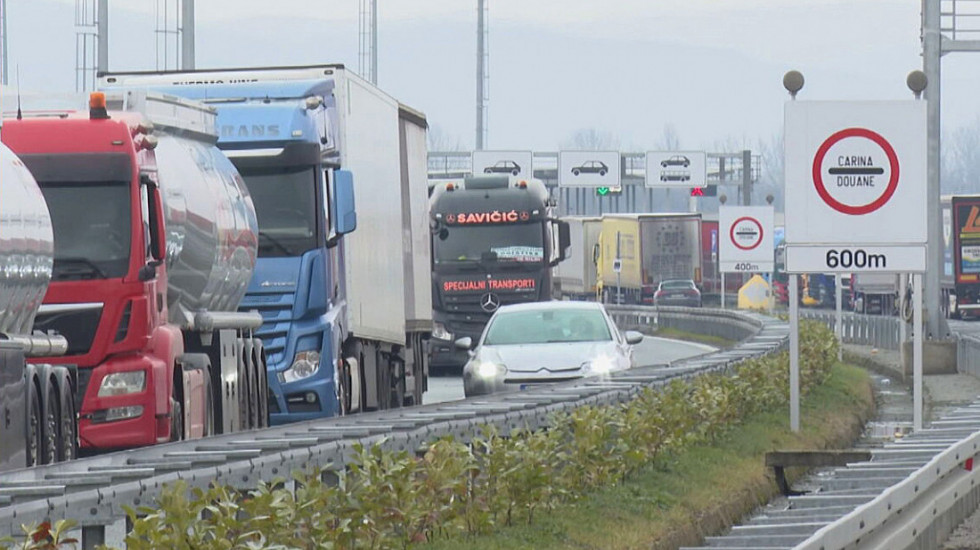 Vozači, oprez: Na jednom graničnom prelazu čeka se četiri sata