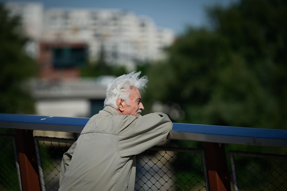 Milan je promenio banku, ali penzija nije automatski prebačena: Ovo mora sam da prijavi Fondu PIO