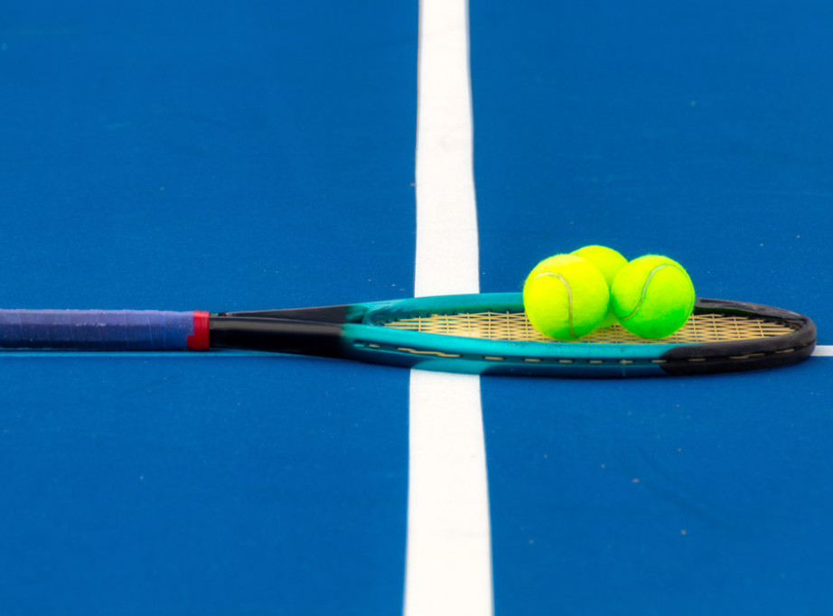 Francuski teniser Luka van Aš u Estorilu osvojio prvu ATP titulu u karijeri