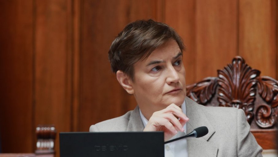 "POTPUNI HAOS, SKANDAL I SRAMOTA" Brnabić poslanicima opozicije: Vaše ponašanje je nekorektno i mnogo više od političkog rijalitija