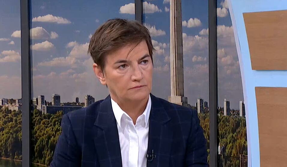 Ana brnabić upravo na kurir televiziji Mi treba da znamo da je Spajić izuzetno principijelan lider, njegov princip je - poslušnost!