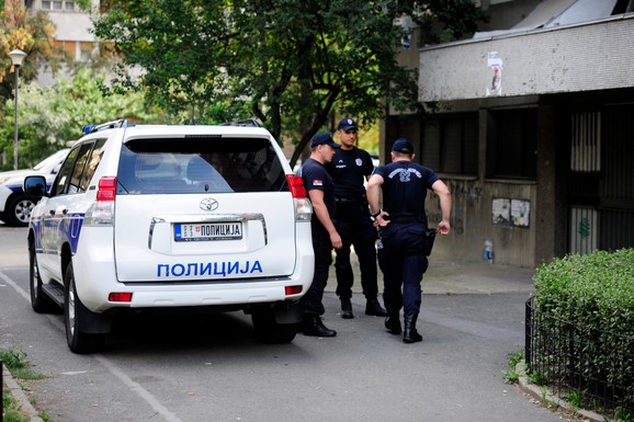 PRETUKAO I DAVIO SUPRUGU Jezivo nasilje u Obrenovcu: Žrtva jedva uspela da se spasi, nasilnik uhapšen