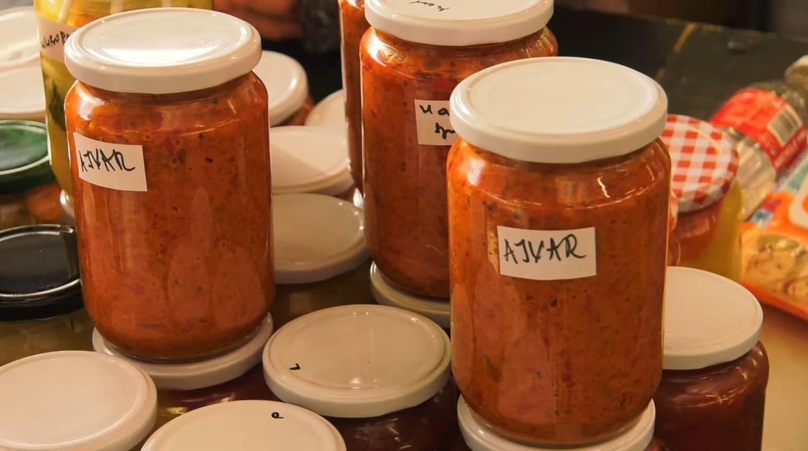 U Leskovcu domaći ajvar od 700 dinara po tegli, u marketima i dalje jeftinije varijante