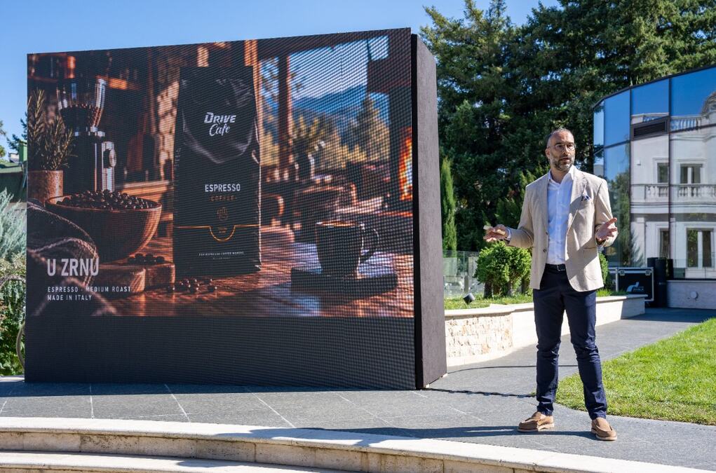 NIS predstavio novi dizajn ambalaže Drive Cafe kafe