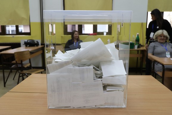 Upravni sud odbio žalbe Studentske liste na odluke RIK o glasanju u inostranstvu