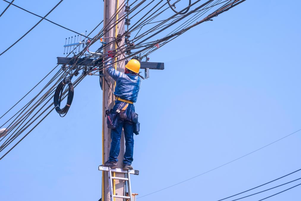 NAJDUŽI SPISAK ISKLJUČENJA NA ZVEZDARI: Oglasila se Elektrodistribucija, danas struje neće biti u pet beogradskih opština
