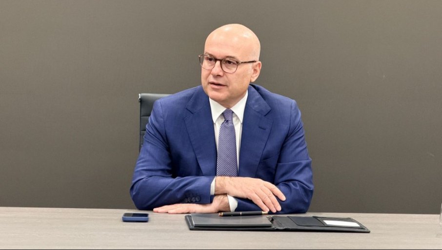 Specijalni rat iz zagreba, moramo da reagujemo, a ne da klečimo Vučević poslao jasnu poruku i delegaciji Crne Gore