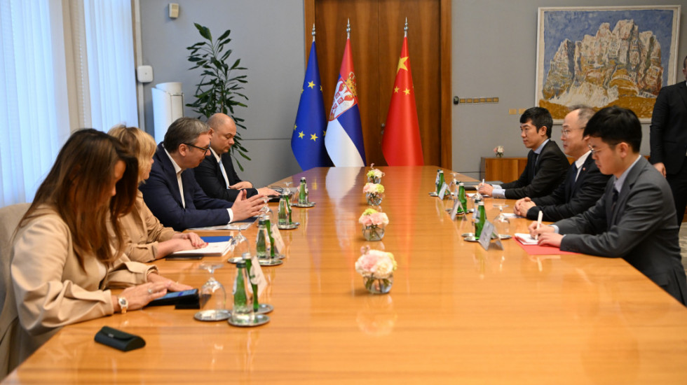 Vučić se sutra sastaje sa ambasadorom Kine Li Mingom
