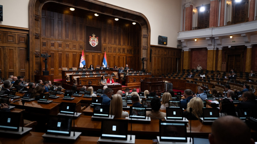 Skupština razmatra predlog za izglasavanje nepoverenja Vladi