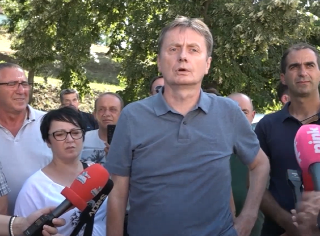 Radovi na rekonstrukciji Doma kulture u selu Busur tokom avgusta