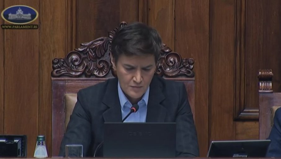 "OPOZICIJA PRAVI POLITIČKI RIJALITI!" Ana Brnabić pred vanrednu sednicu: Mi se nijedne teme ne plašimo!